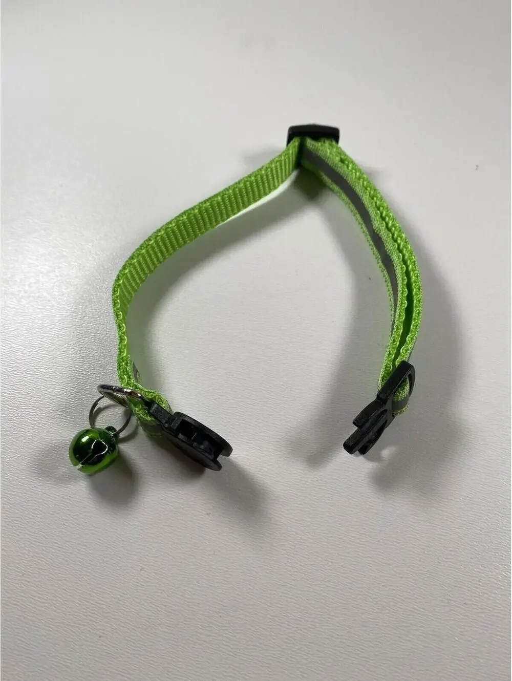 Cat Breakaway Collar New With Jingle Bell And Reflective Strip